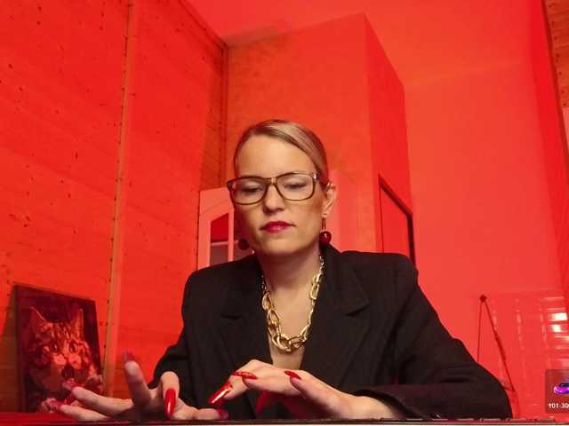 sweeteve050's BongaCams show and profile