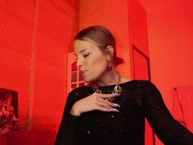 sweeteve050's BongaCams show and profile