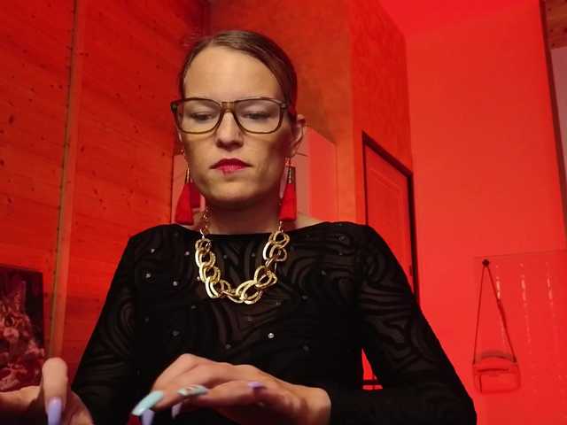 sweeteve050's BongaCams show and profile