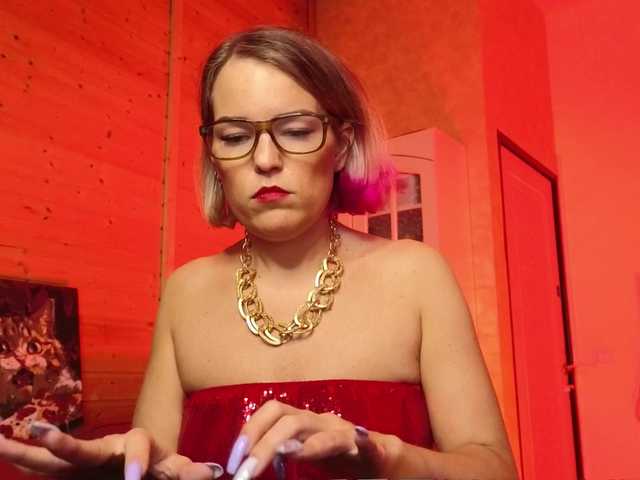 sweeteve050's BongaCams show and profile