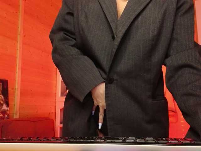 sweeteve050's BongaCams show and profile