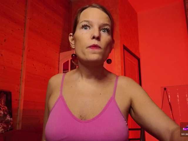 sweeteve050's BongaCams show and profile
