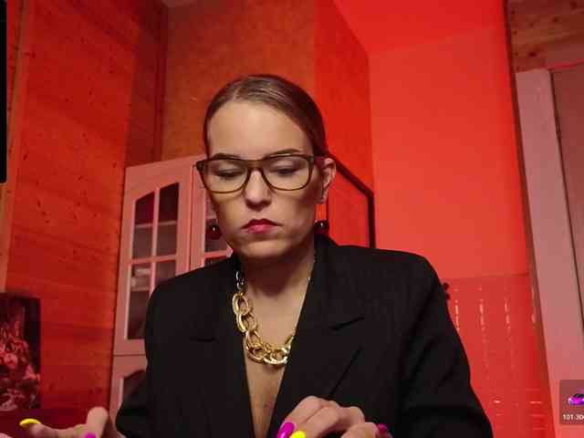 Findom_Lady_Shine webcam