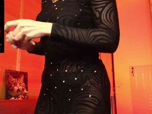 Findom_Lady_Shine webcam