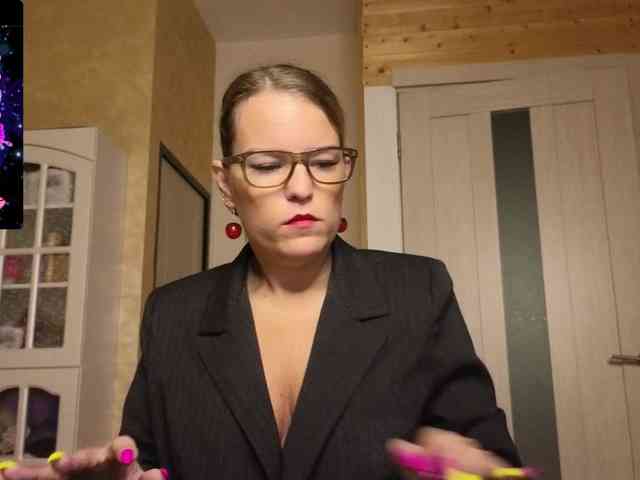 Findom_Lady_Shine webcam