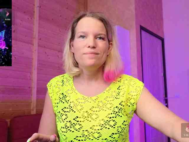 Findom_Lady_Shine webcam