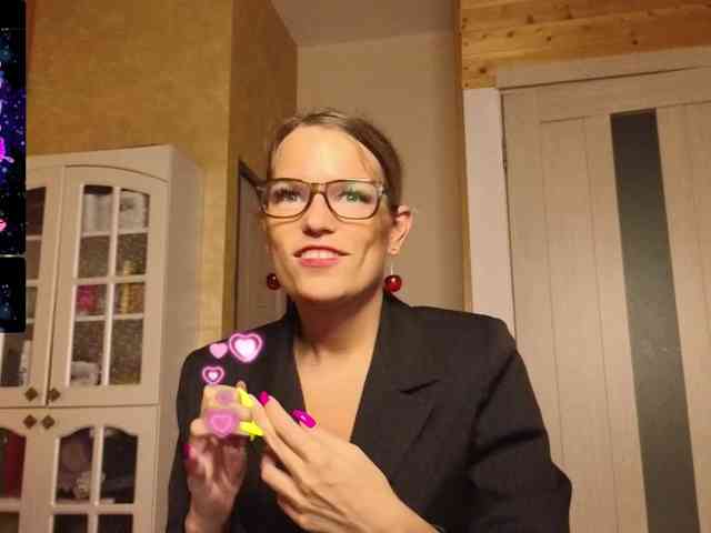 Findom_Lady_Shine webcam