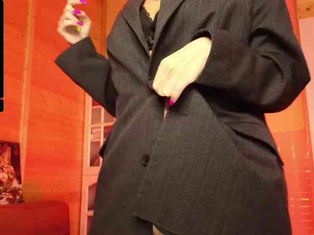 Findom_Lady_Shine webcam