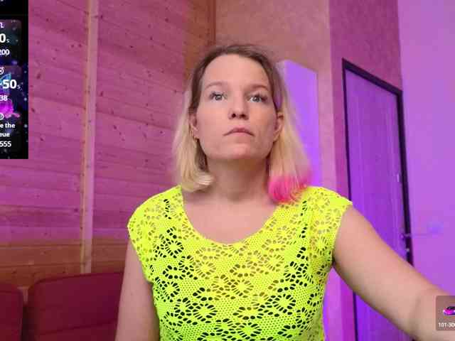 Findom_Lady_Shine webcam