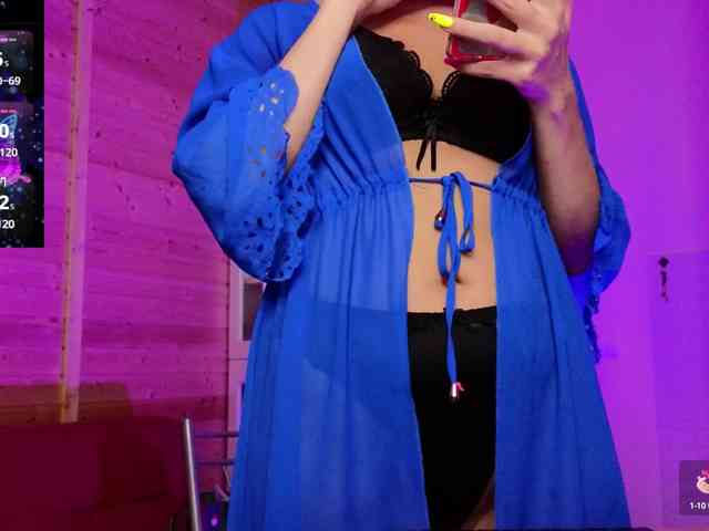 Findom_Lady_Shine webcam