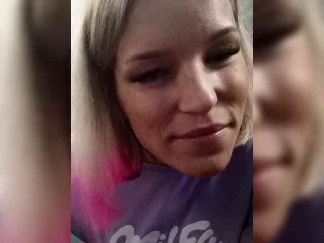 Findom_Lady_Shine webcam