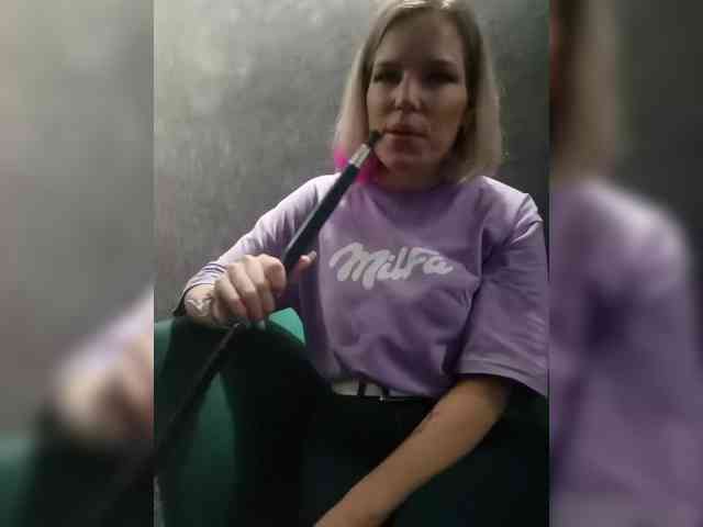 Findom_Lady_Shine webcam