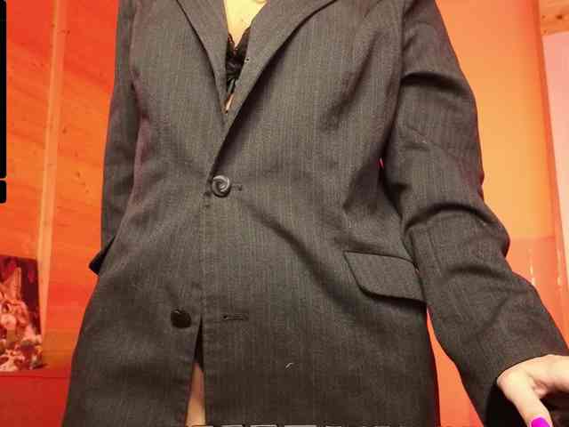 Findom_Lady_Shine webcam