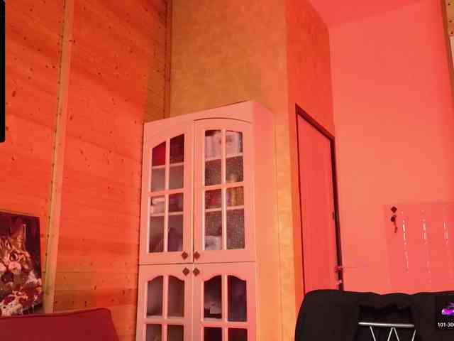 Findom_Lady_Shine webcam