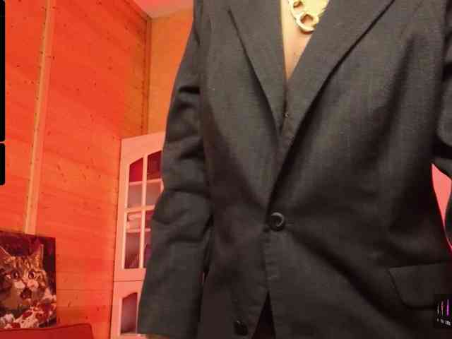 Findom_Lady_Shine webcam