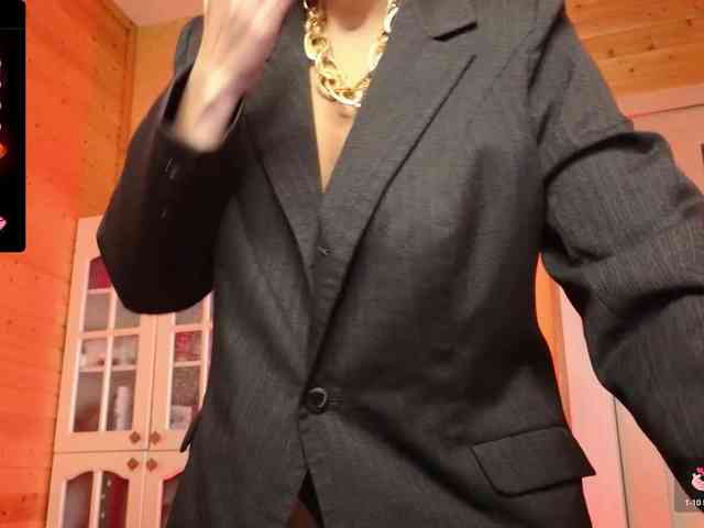 Findom_Lady_Shine webcam