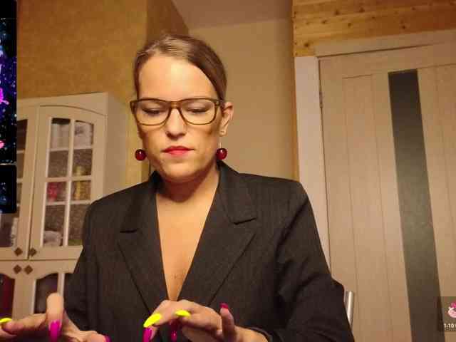 Findom_Lady_Shine webcam