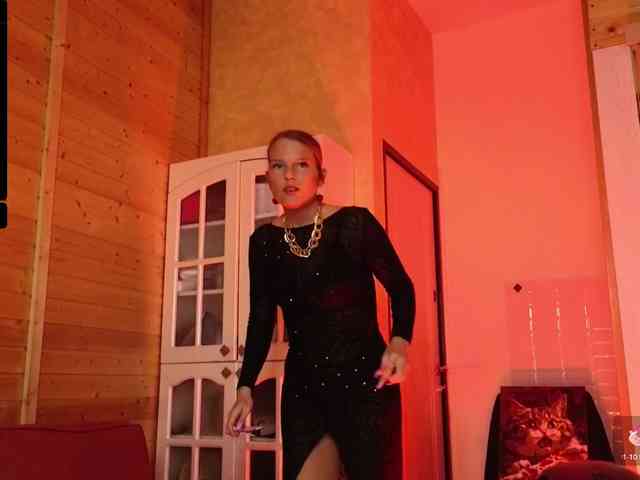 Findom_Lady_Shine webcam