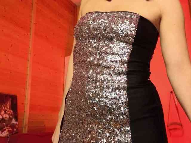 Findom_Lady_Shine webcam