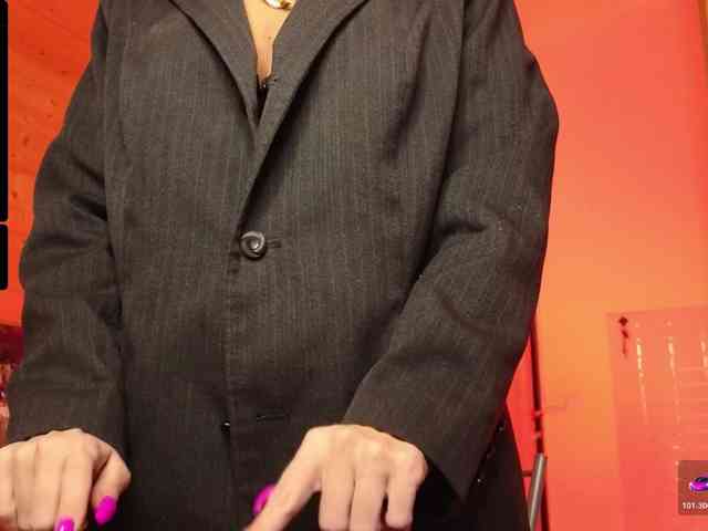 Findom_Lady_Shine webcam