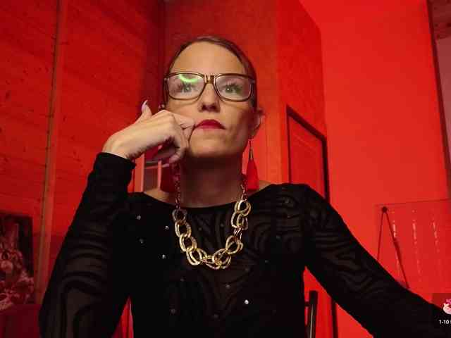 Findom_Lady_Shine webcam