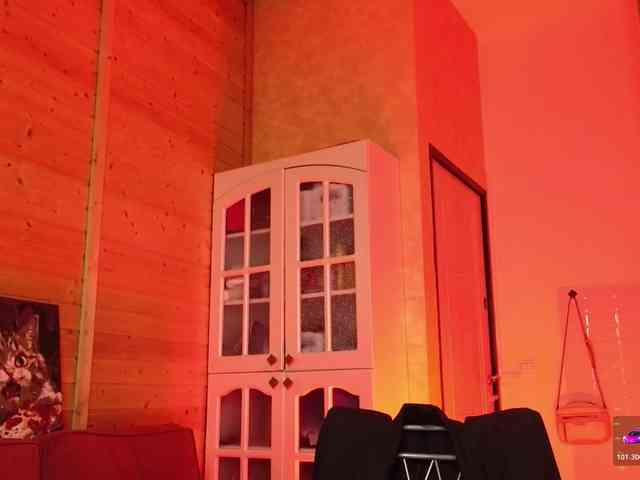 Findom_Lady_Shine webcam