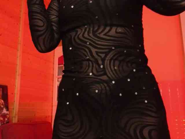 Findom_Lady_Shine webcam