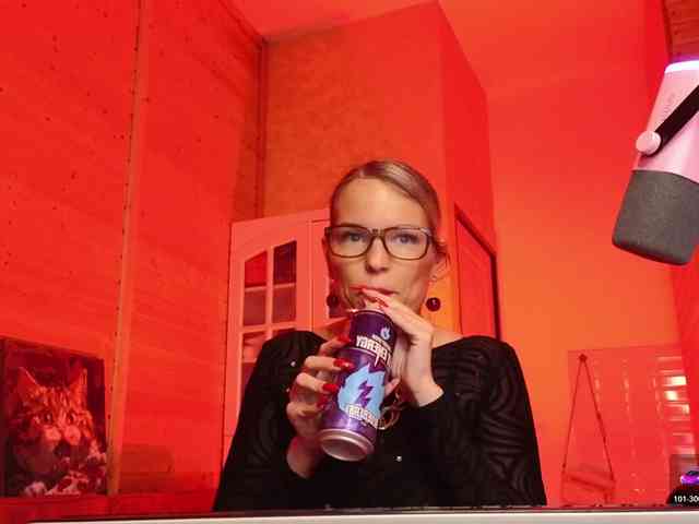 Findom_Lady_Shine webcam