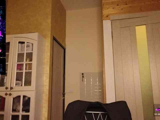 Findom_Lady_Shine webcam