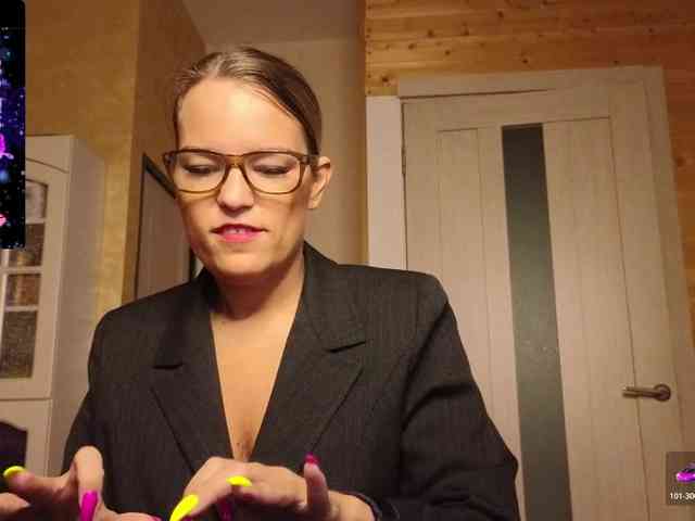 Findom_Lady_Shine webcam