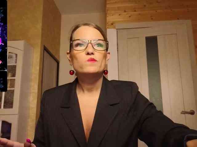 Findom_Lady_Shine webcam