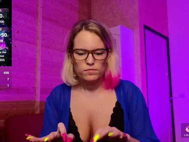 Findom_Lady_Shine webcam