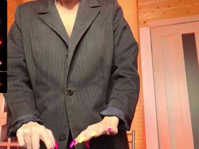 Findom_Lady_Shine webcam