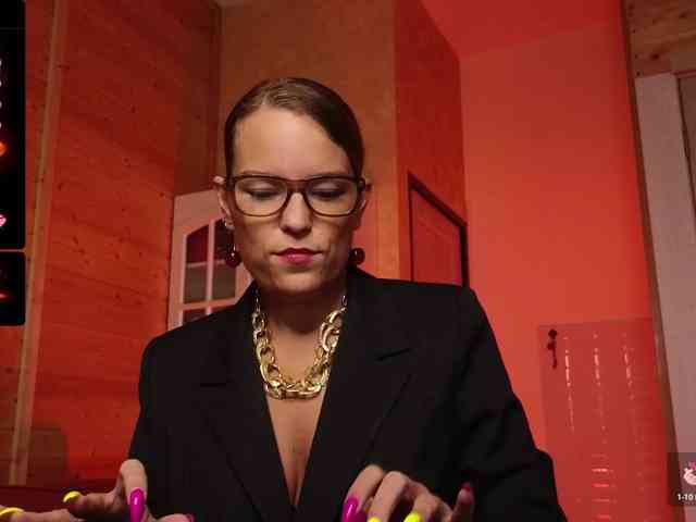 Findom_Lady_Shine webcam