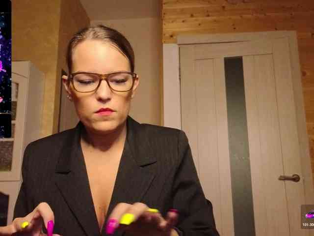 Findom_Lady_Shine webcam