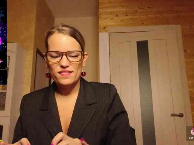 Findom_Lady_Shine webcam