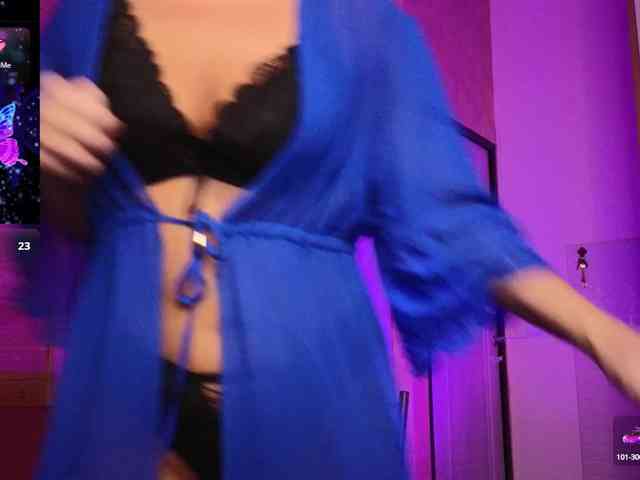 Findom_Lady_Shine webcam