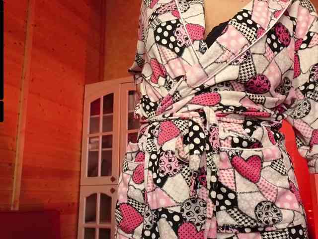 Findom_Lady_Shine webcam