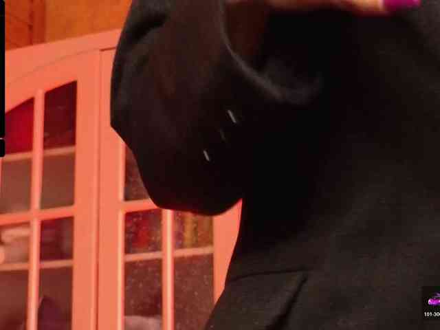 Findom_Lady_Shine webcam