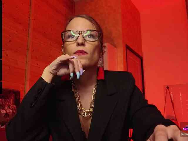 Findom_Lady_Shine webcam