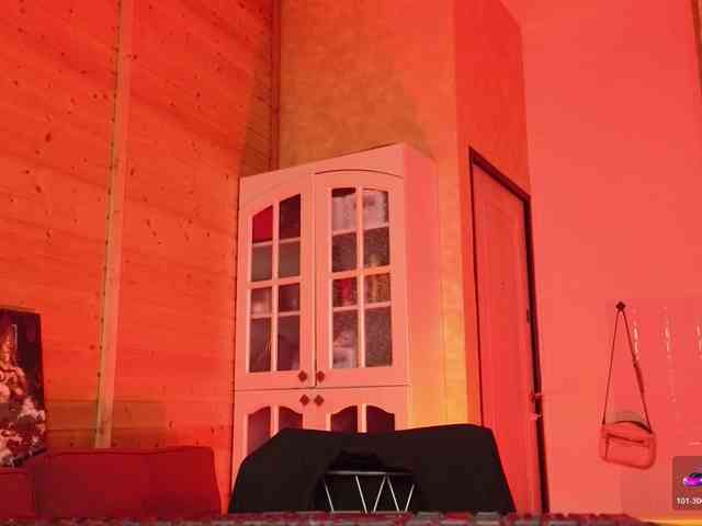 Findom_Lady_Shine webcam