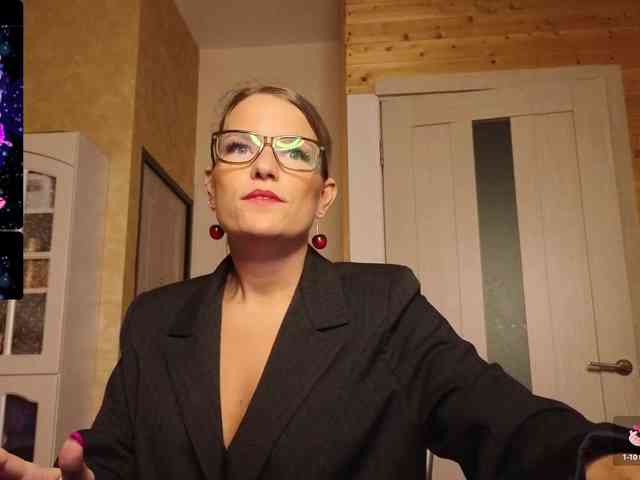 Findom_Lady_Shine webcam