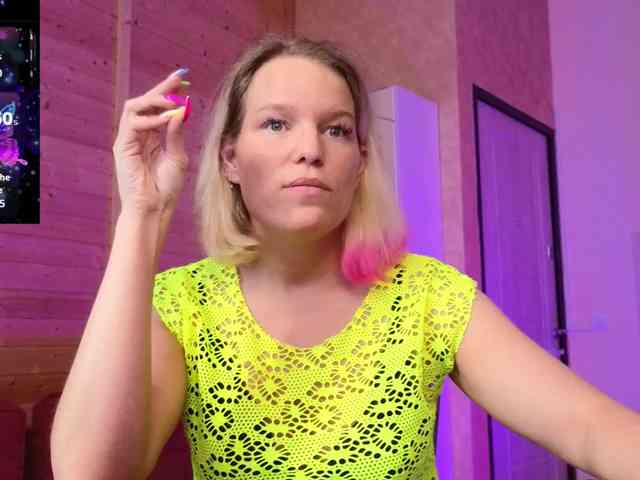 Findom_Lady_Shine webcam