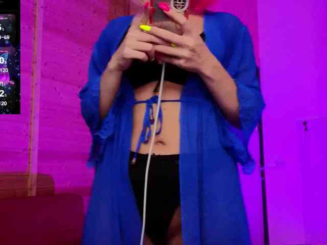 Findom_Lady_Shine webcam