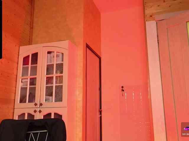 Findom_Lady_Shine webcam