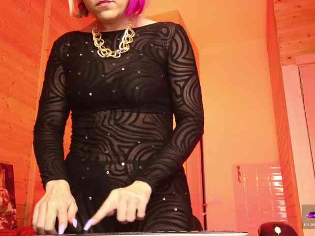 Findom_Lady_Shine webcam