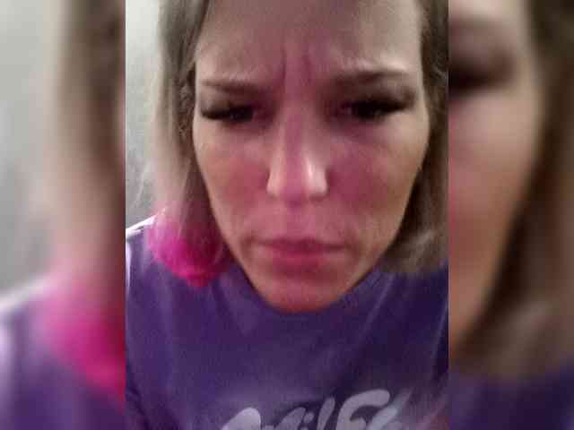 Findom_Lady_Shine webcam