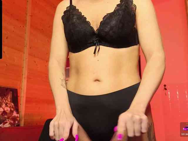 Findom_Lady_Shine webcam