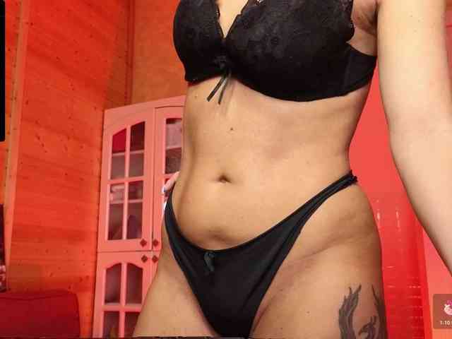 Findom_Lady_Shine webcam