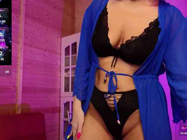 Findom_Lady_Shine webcam